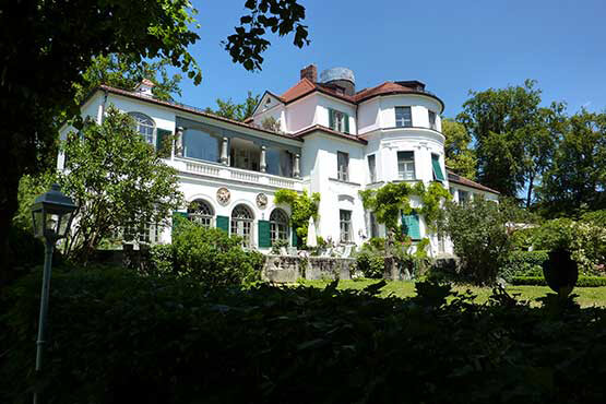 Villa Lenbach in Starnberg-Söcking mit Schimmelpilzschaden